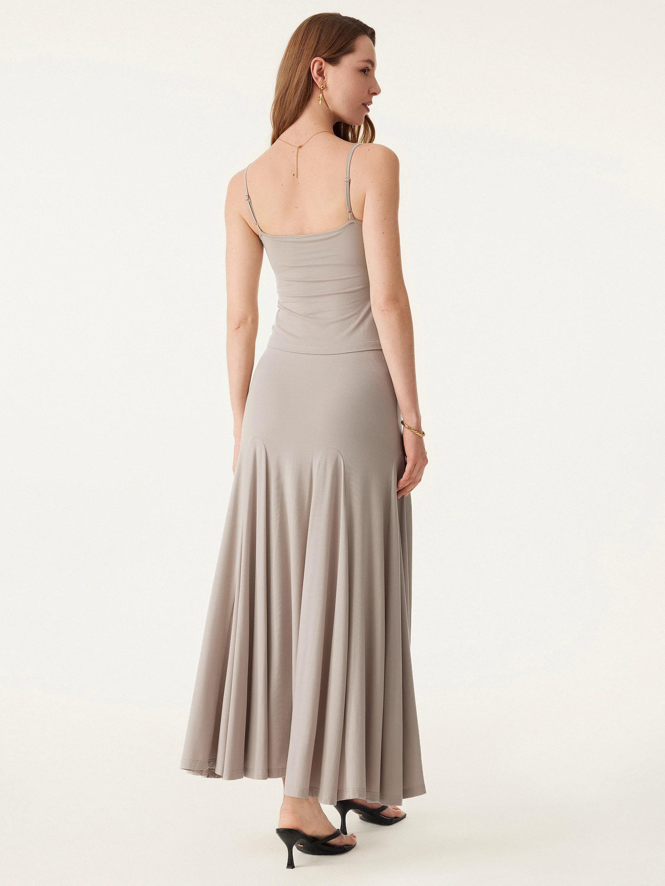 2Pcs Set U-neck Adjustable Straps Brami & Flowy Midi Pull-on Skirt 2Pcs Set U-neck Adjustable Straps Brami & Flowy Midi Pull-on Skirt