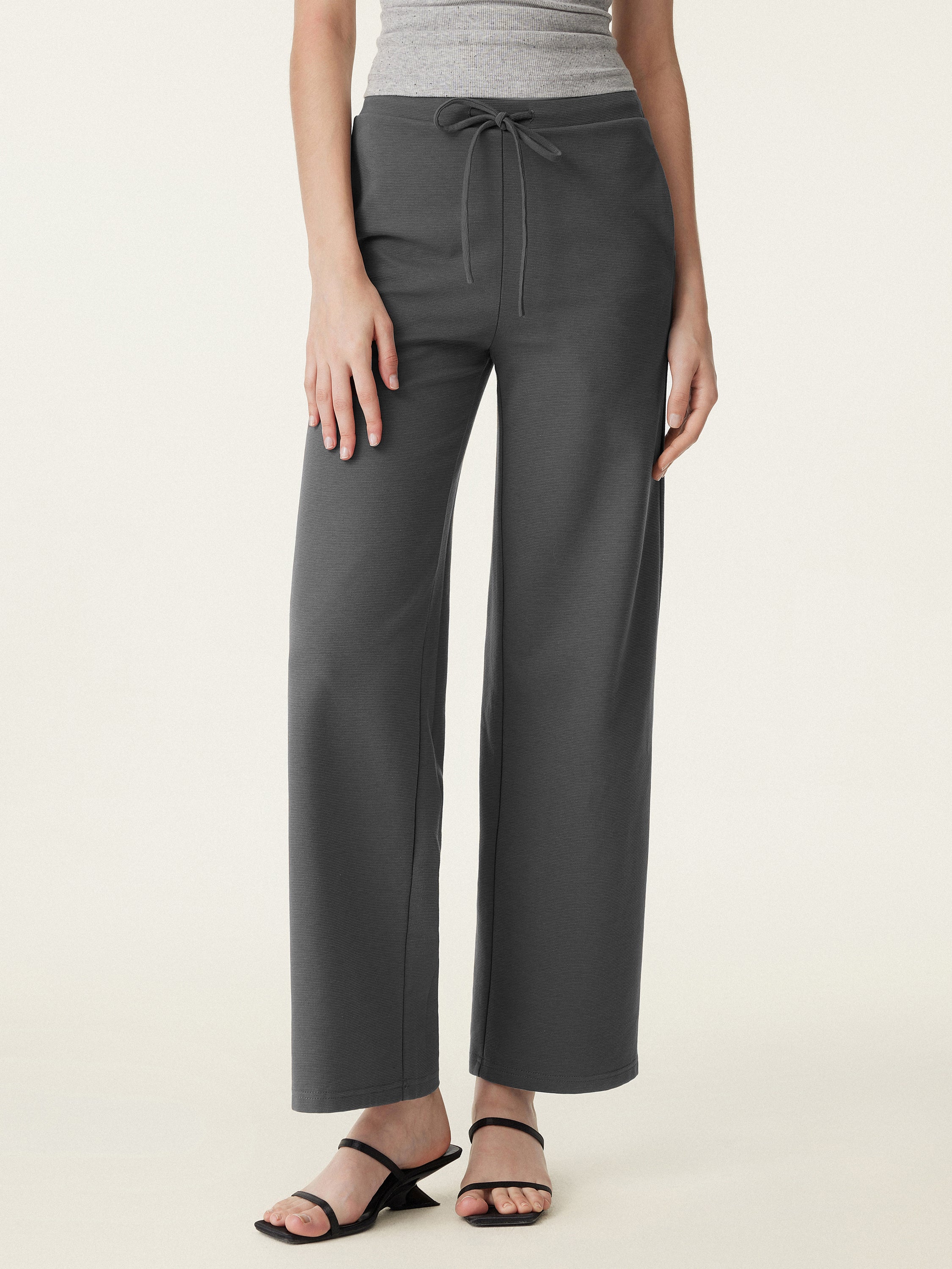 Mid Rise Drawstring Wide Leg Pant with Pockets
