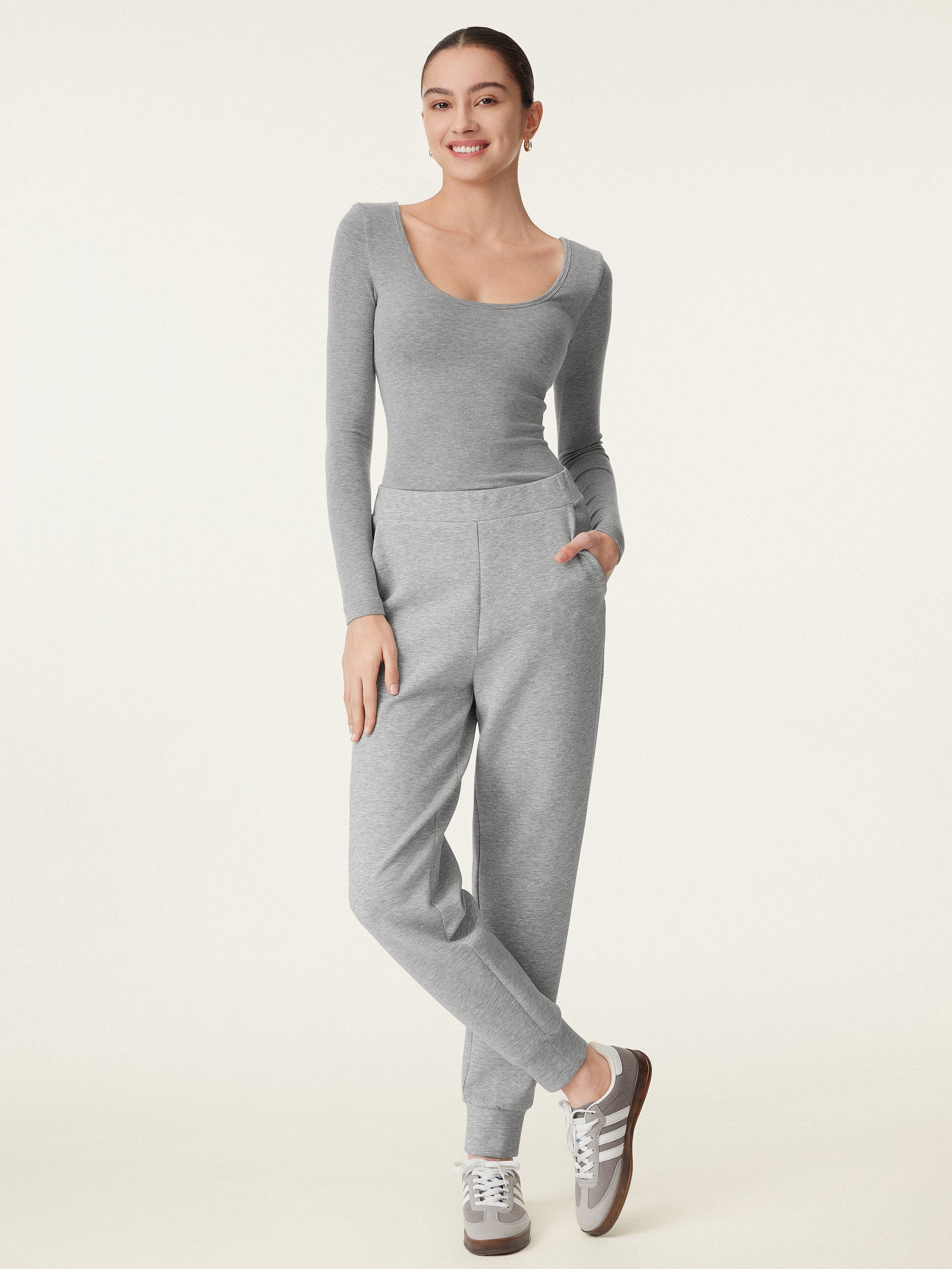 Mid Rise Pull-on Jogger with Pockets