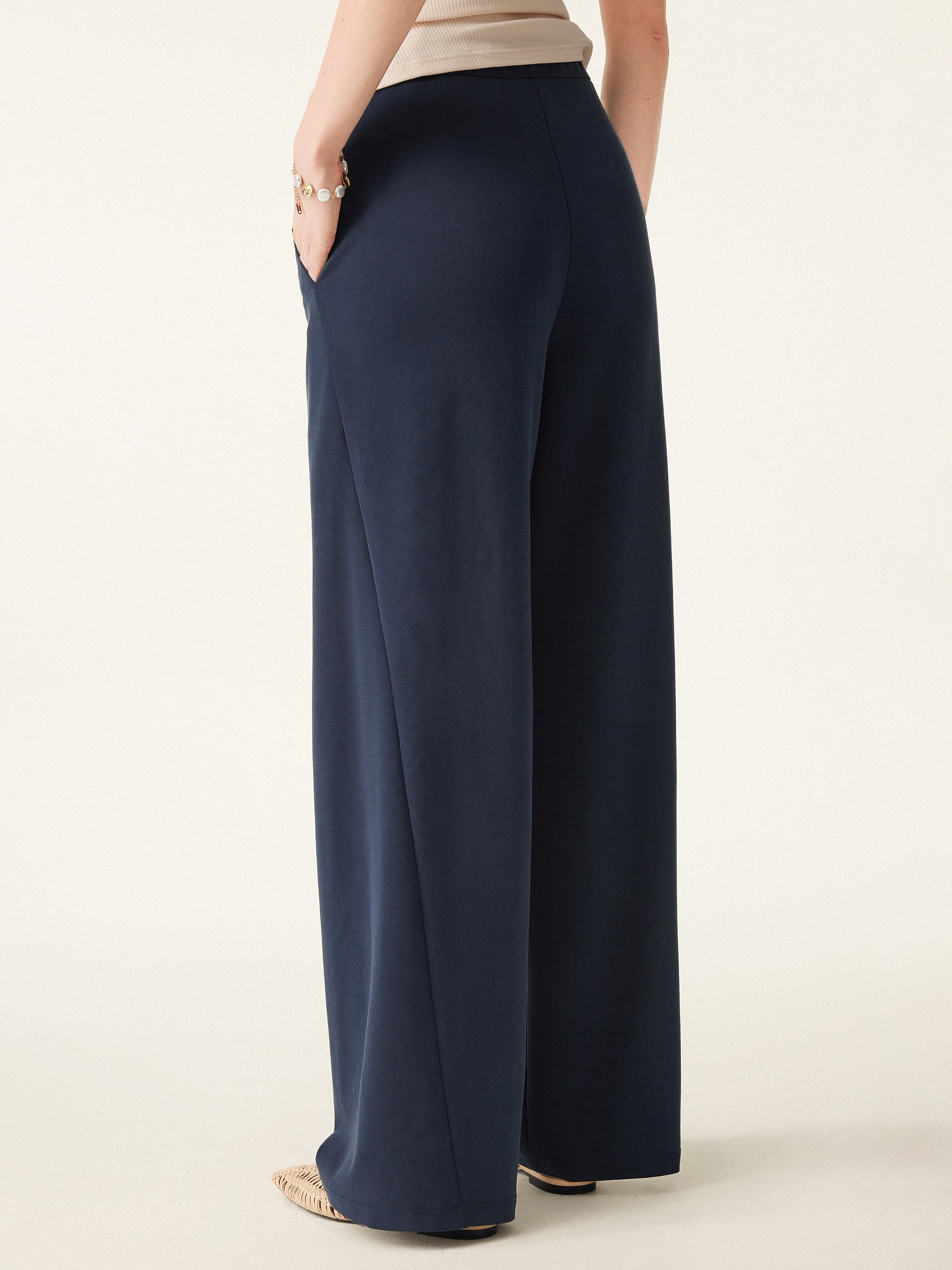 Mid Rise Pull-on Wide Leg Easy Pant with Pockets