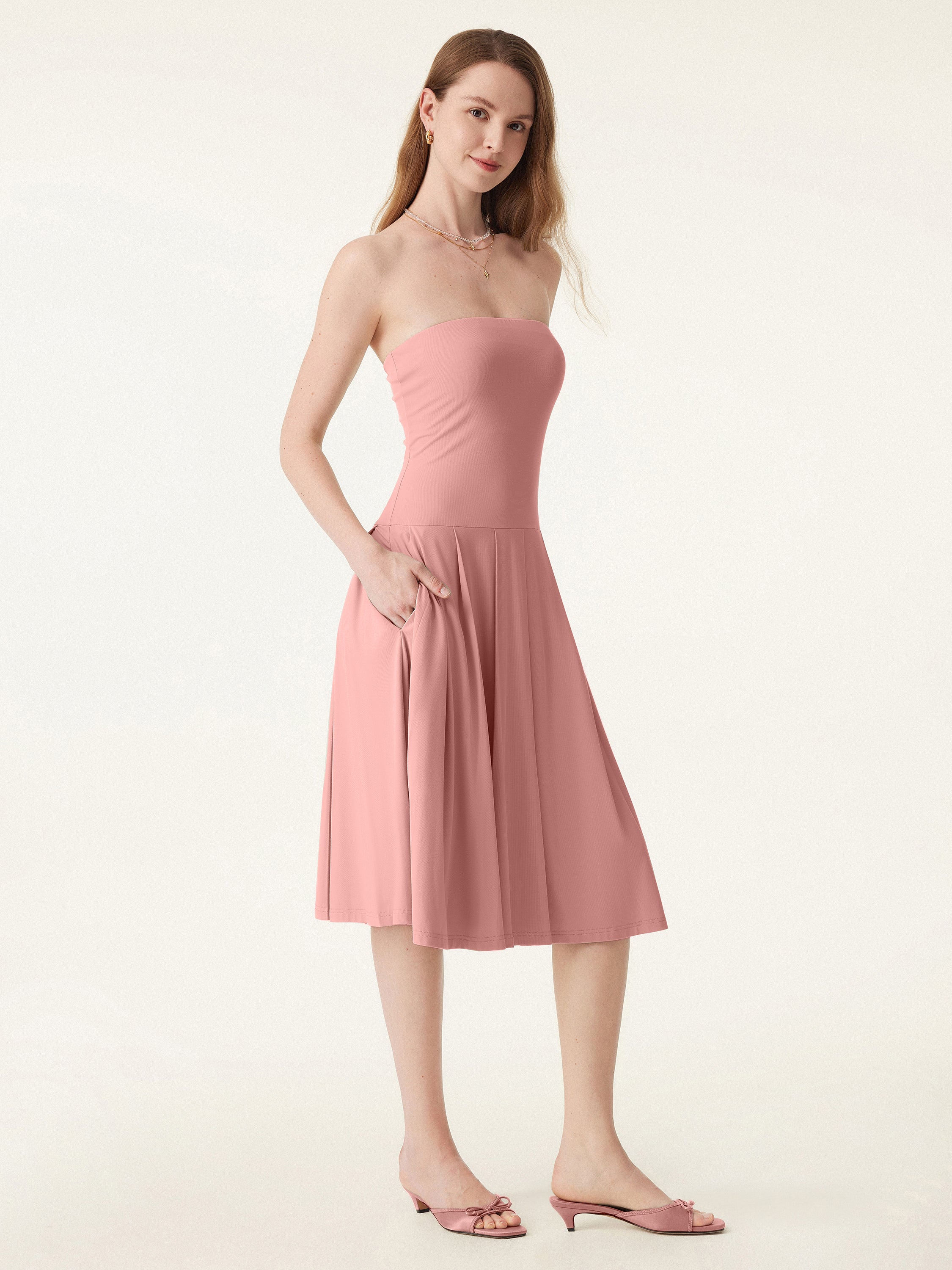 Strapless Pleated Midi Tube Brami Dress with Pockets Strapless Pleated Midi Tube Brami Dress with Pockets