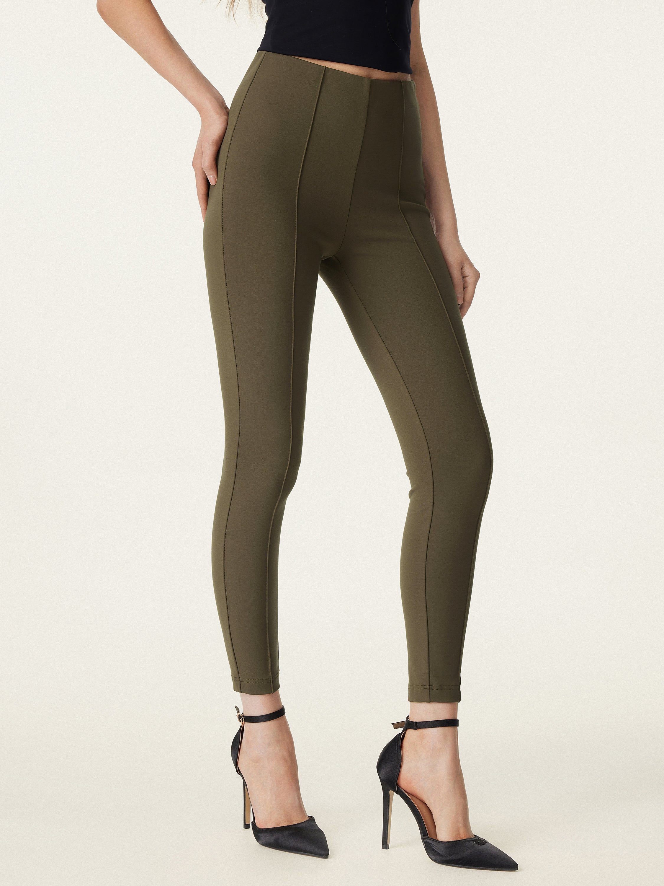 High Rise Pull-on Ankled Skinny Pant High Rise Pull-on Ankled Skinny Pant