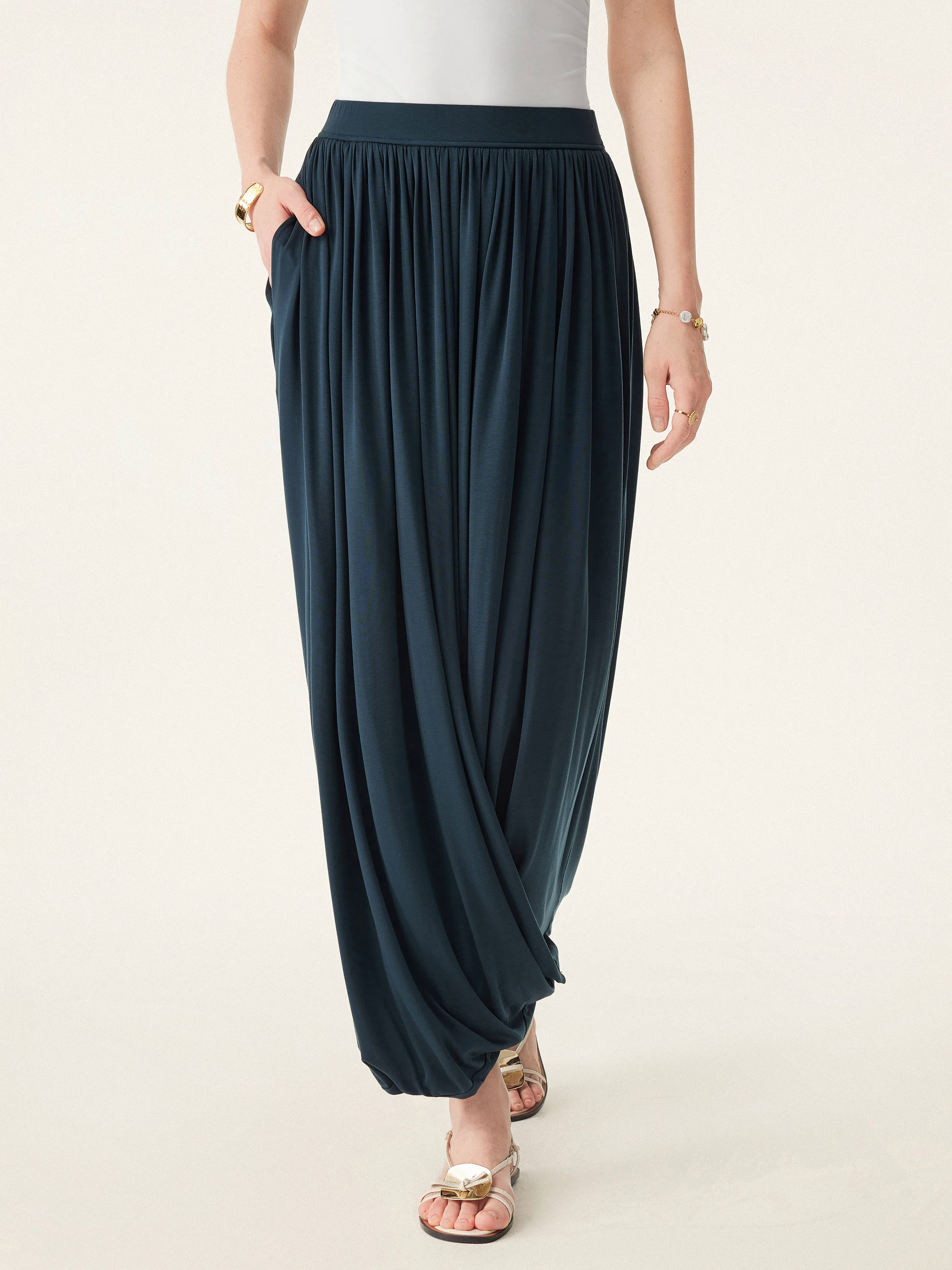 Artsy Twisted Hem Maxi Pull-on Skirt