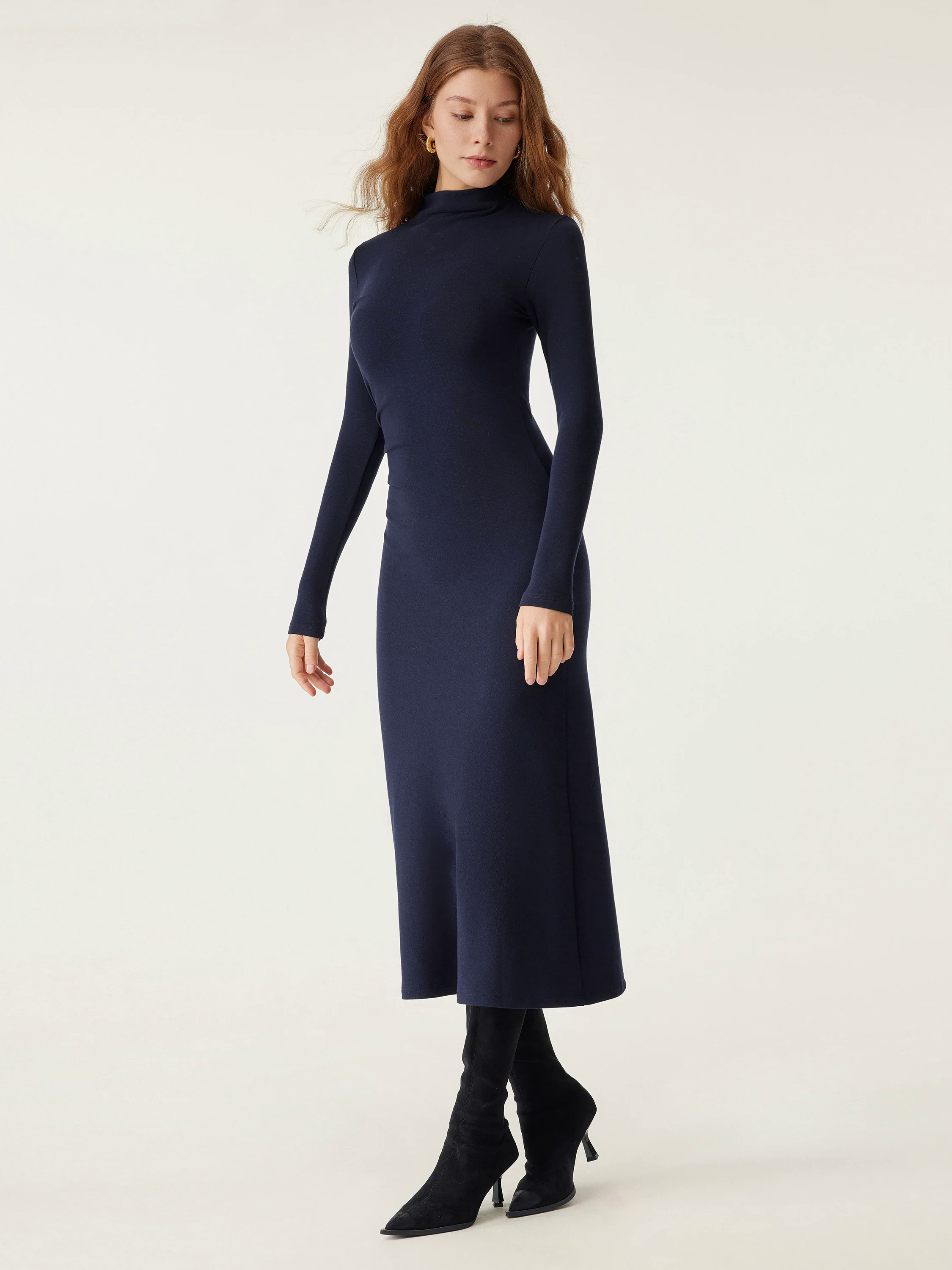 Heat-Tech Long Sleeves Mockneck Tucks Midi Dress Heat-Tech Long Sleeves Mockneck Tucks Midi Dress