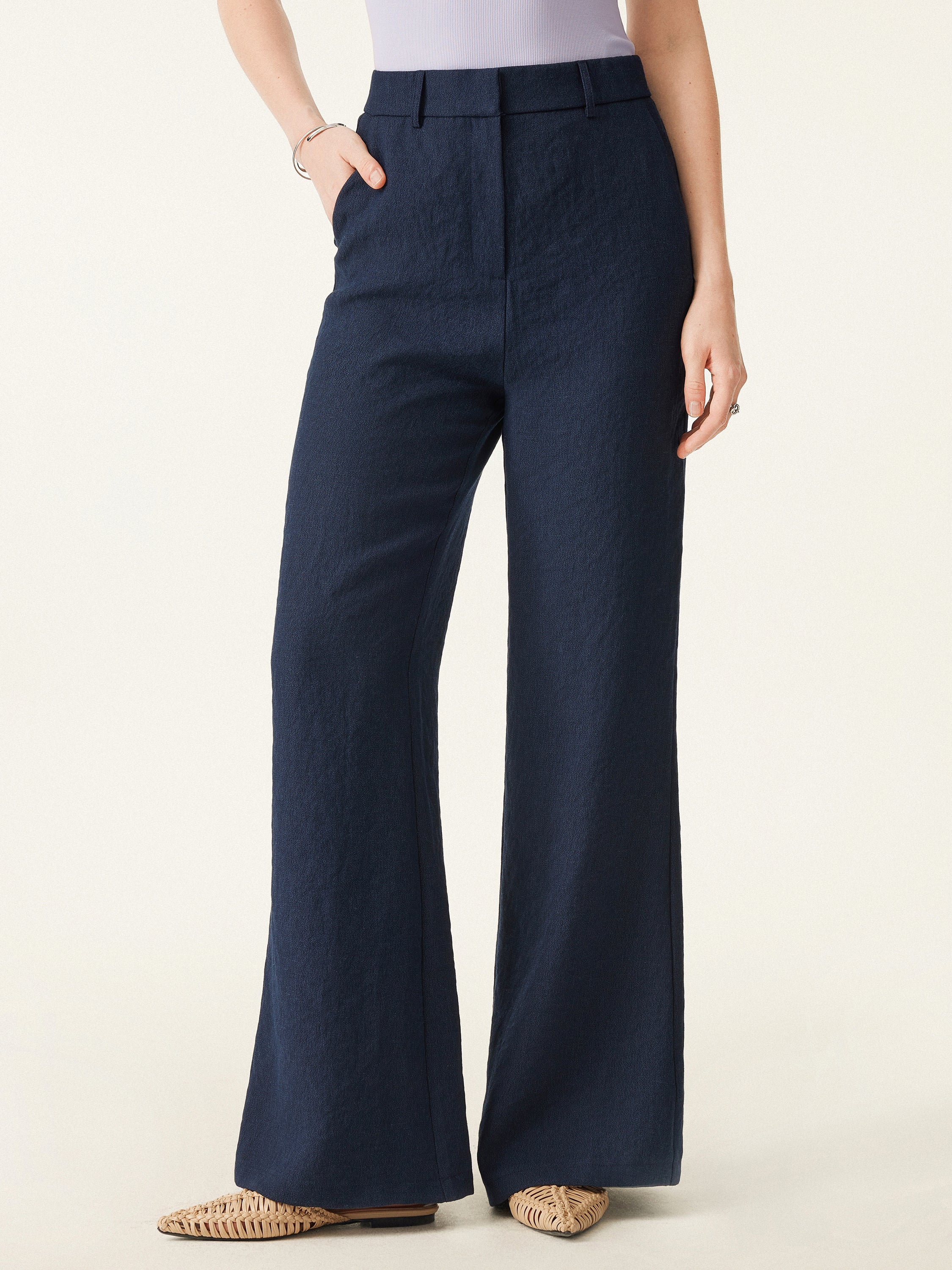 European Linen Mid Rise Flared Pant with Pockets European Linen Mid Rise Flared Pant with Pockets