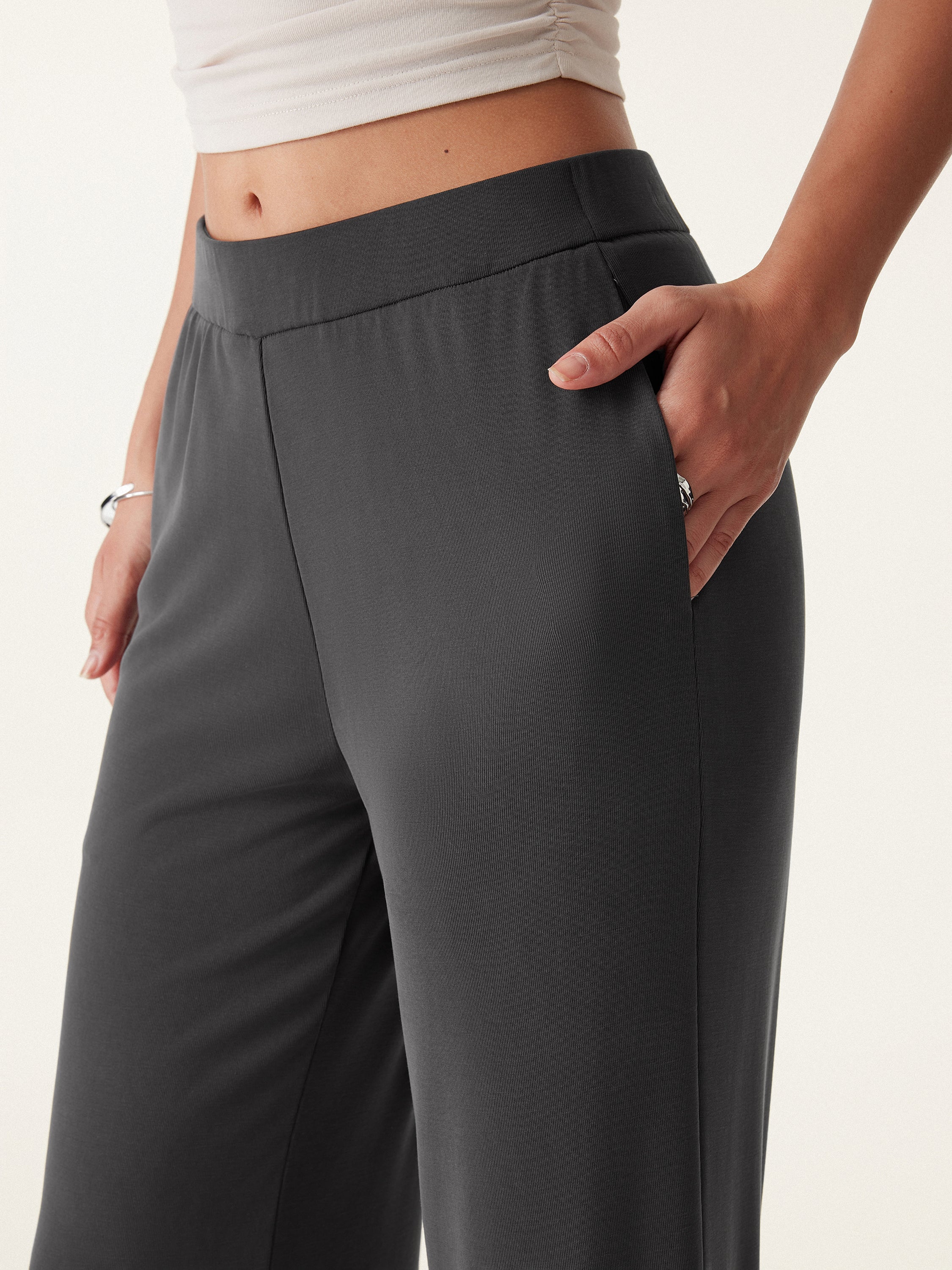Wide Leg Pull-on Pant with Pockets
