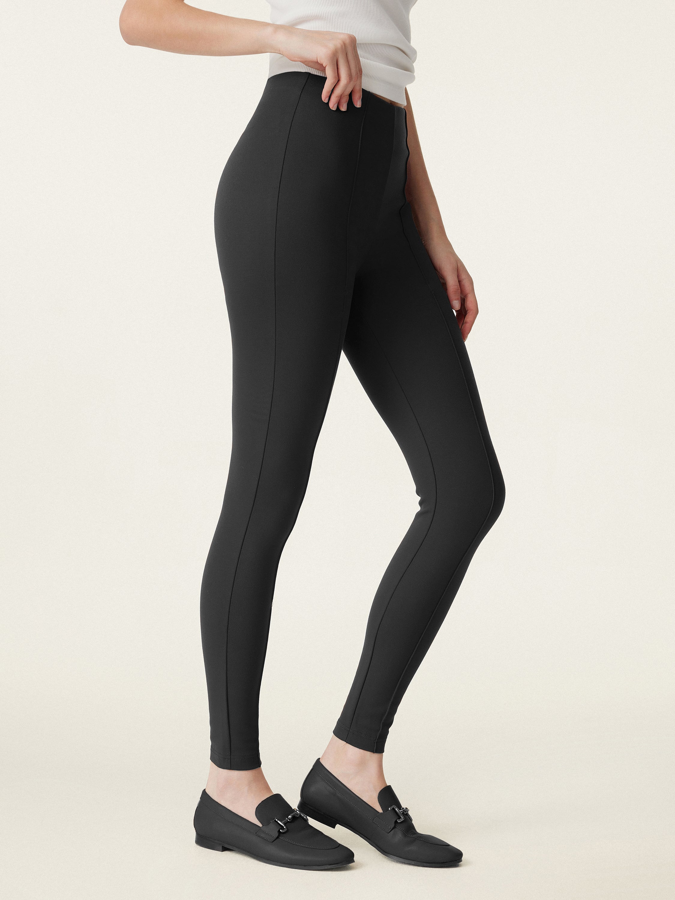 High Rise Pull-on Ankled Skinny Pant High Rise Pull-on Ankled Skinny Pant